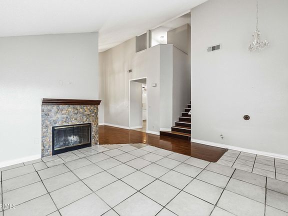 4th image of 4849 Katrina Pl
