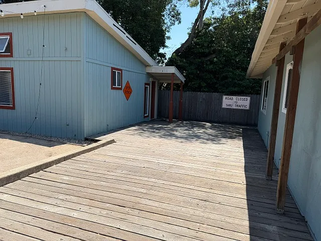 346 Grand Ave — Photo 12