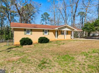 225 E Thomson Dr, Centerville, GA 31028