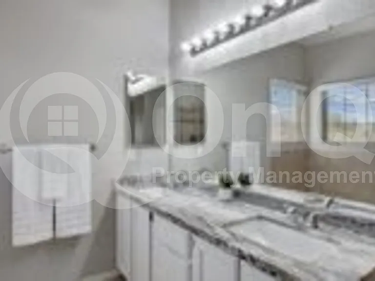 1822 S 39th St #38 — Photo 17