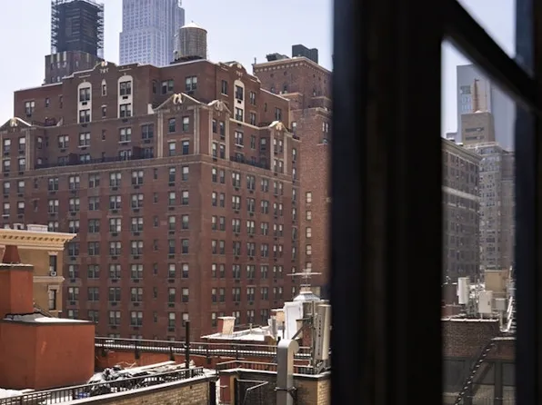 140 East 40th Street 9H image 3 of 8