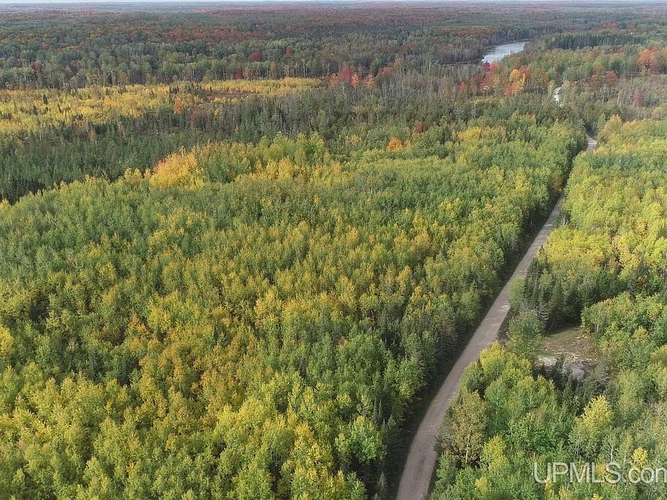 1st image of Plantation Ln