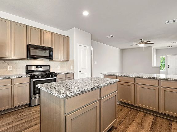 3rd image of 2906 Lawrence Park Ct