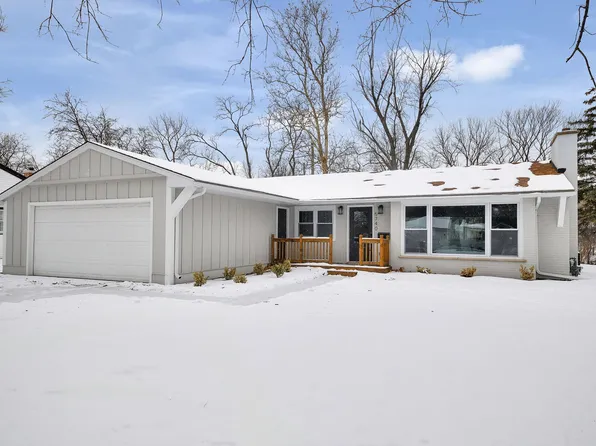 5740 Ridgewood Dr, Western Springs, IL 60558
