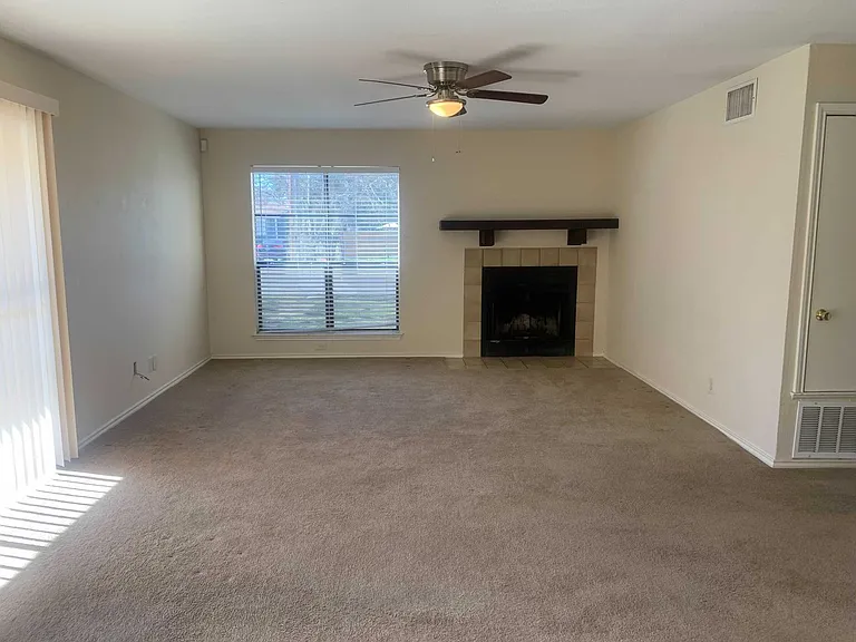 810 Station St — Photo 13