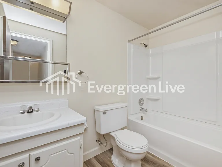 7803 Mount Hood Dr — Photo 9