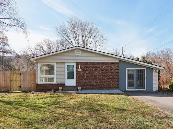 591 Blue Ridge Rd, Black Mountain, NC 28711