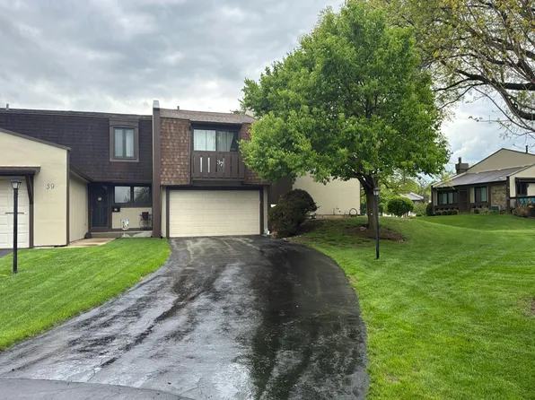 37 Elmwood Ct, Indian Head Park, IL 60525