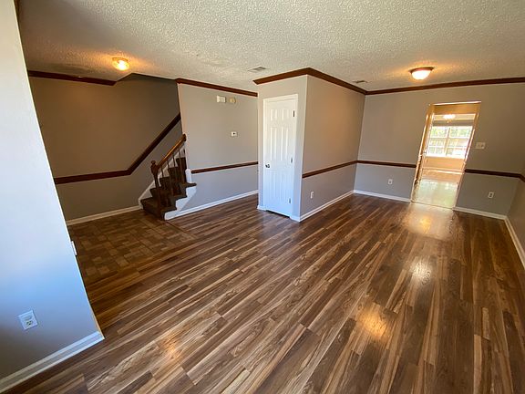 4th image of 602 Nottaway Dr
