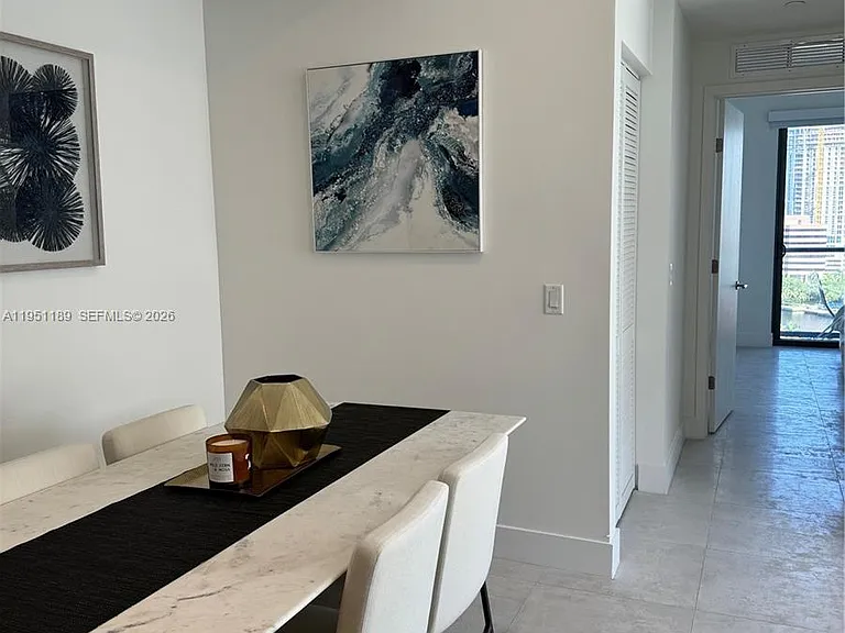 239 SW 9th St #1405 — Photo 8