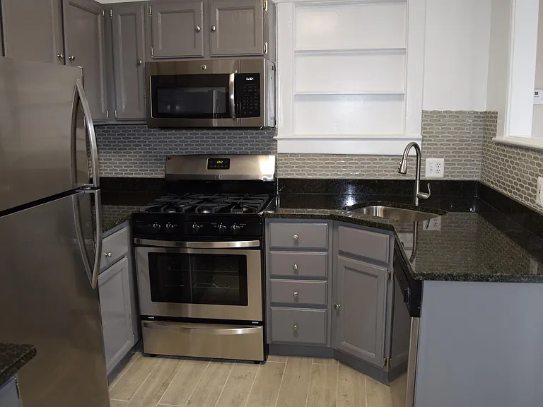 4737 Wilson Blvd — Photo 25