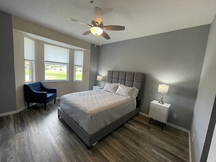 2 bed, 1316 sqft, $2,300 — Photo 4
