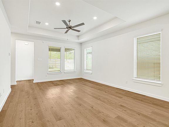 4th image of 31819 Autumn Spur Ln