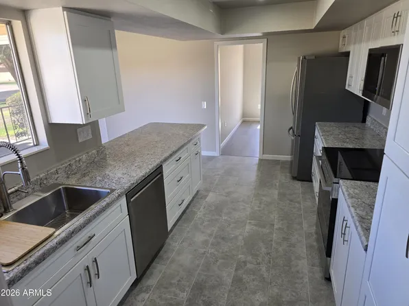 9706 W LONG HILLS Drive, Sun City, AZ 85351