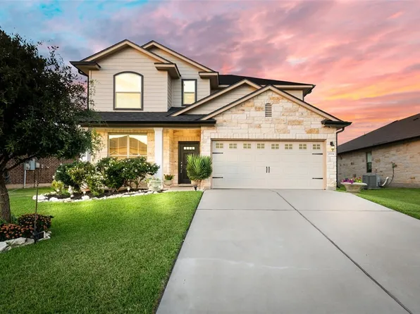 2704 Gilchrist Dr, Lorena, TX 76655