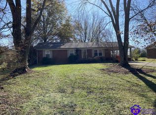 129 Ridgeway Dr E, Elizabethtown, KY 42701