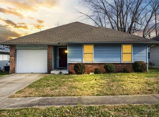 2230 N Grace Ave, Springfield, MO 65803