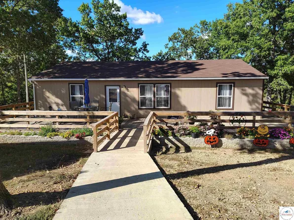 24039 Woodland Rd, Warsaw, MO 65355
