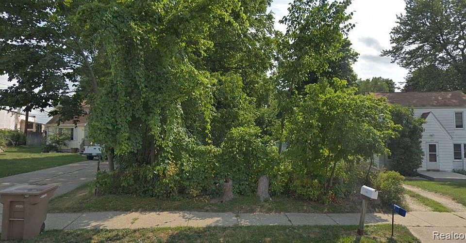 2nd image of 510 Jordon Rd