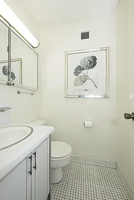 Sold by Maxwell Jacobs | media 8