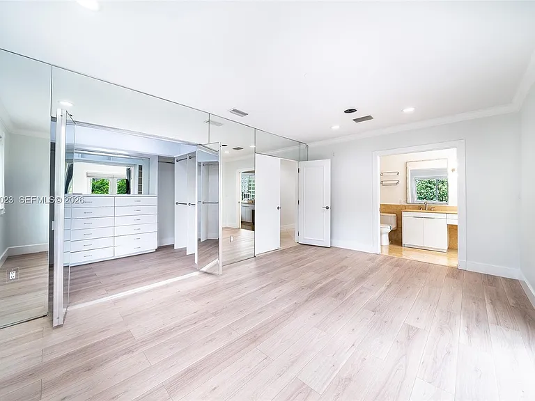 9835 W Broadview Dr — Photo 11