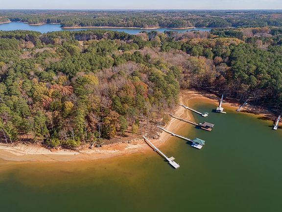 2nd image of 85 Sunset Cove Ln