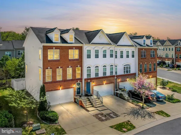 8609 Red Rock Ln, Laurel, MD 20724