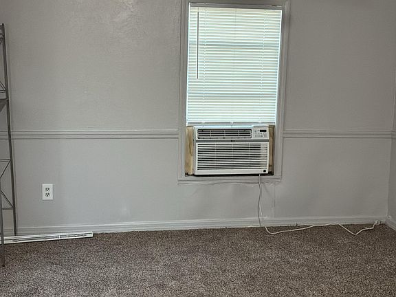 3rd image of 15992 W Colonial Dr #Rv02
