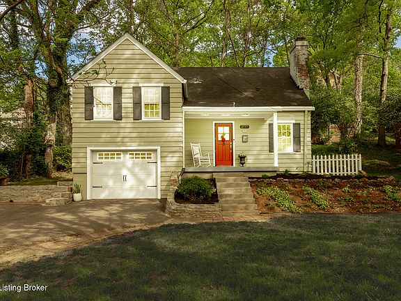 3rd image of 2777 Grinstead Dr