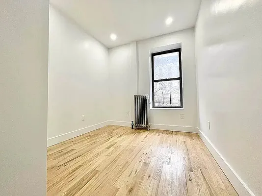 Rented by City Connections Realty | media 7