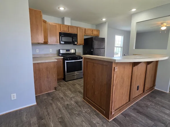 6655 Jackson Rd Unit 572, Ann Arbor, MI 48103