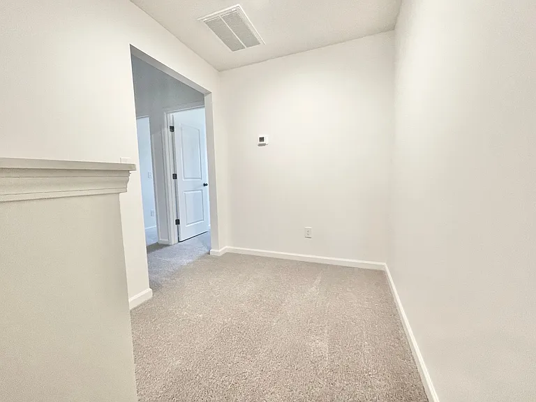 3885 Claret Cup Dr — Photo 16