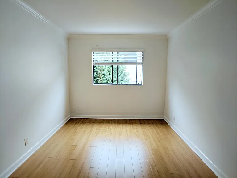 11347 Nebraska Ave — Photo 6