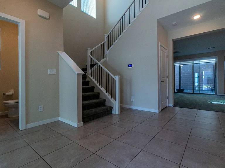 544 Ruby Mesa Ave — Photo 4