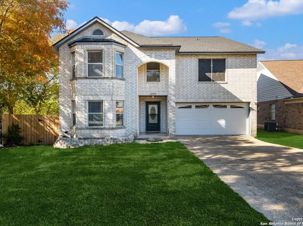 1300 OAK PATH, San Antonio, TX 78258