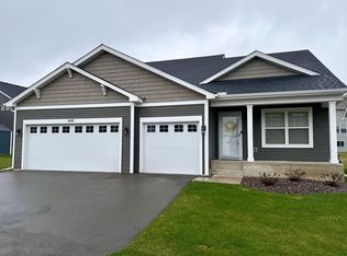 1445 Nutmeg Cir, Carver, MN 55315