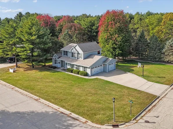 3457 Hemmingway Dr, Janesville, WI 53545