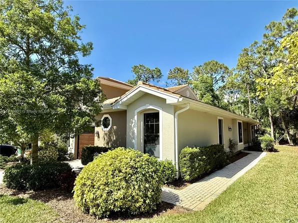 7550 Meadow Lakes Dr APT 4704, Naples, FL 34104