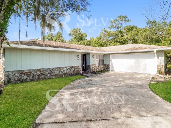 8090 River Country Dr