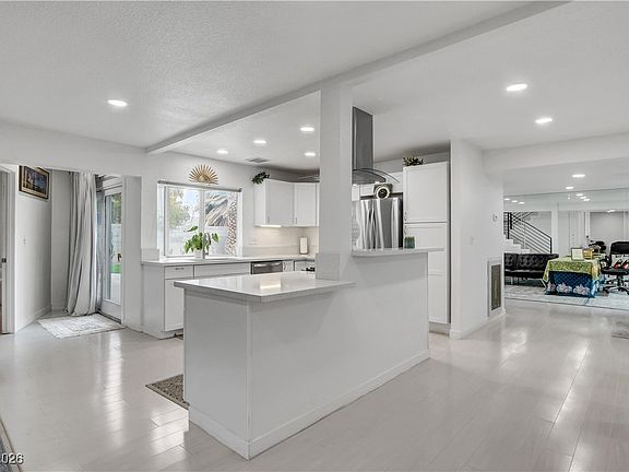 5th image of 3916 E Reno Ave