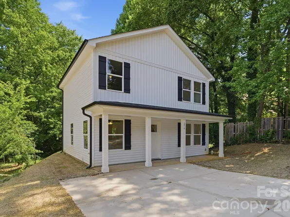 274 Bellhaven Pl NW, Concord, NC 28027