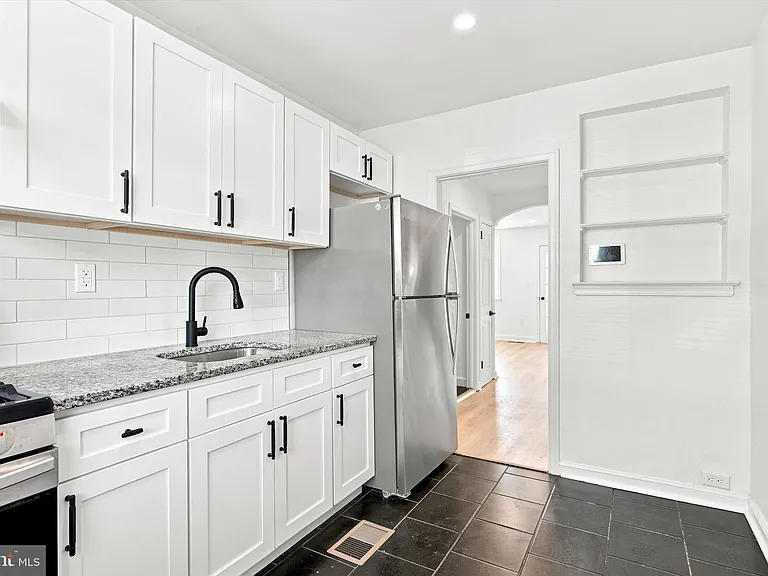 6411 Malvern Ave #1 — Photo 6