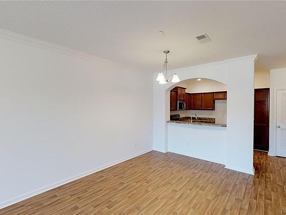 3rd image of 302 Promenade Ln #3-02