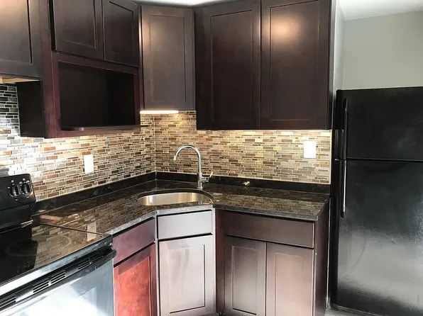 123A Clinic Dr, New Britain, CT