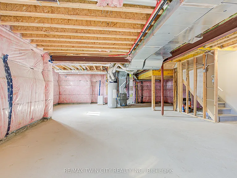 767 Queenston Blvd — Photo 38