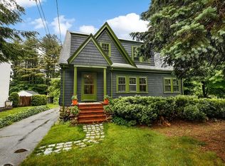 316 Fisher St, Walpole, MA 02081