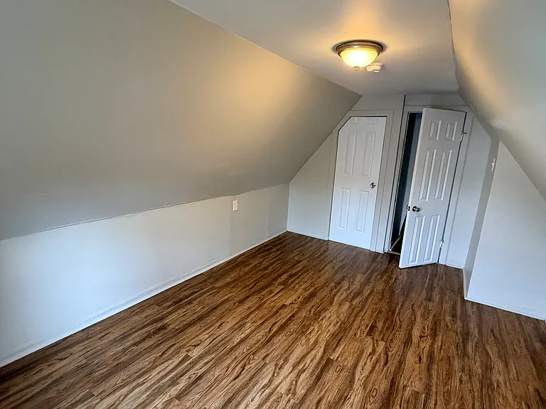 24 Shelter St #2-0 — Photo 12