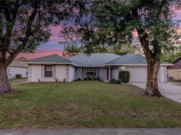 731 Red Coach Ave, Deltona, FL 32725