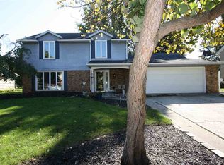 7010 White Eagle Dr, Fort Wayne, IN 46815
