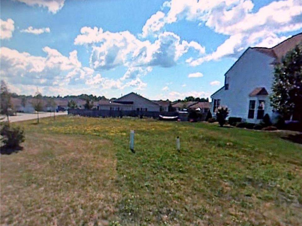 1st image of 3 Cornflower Dr